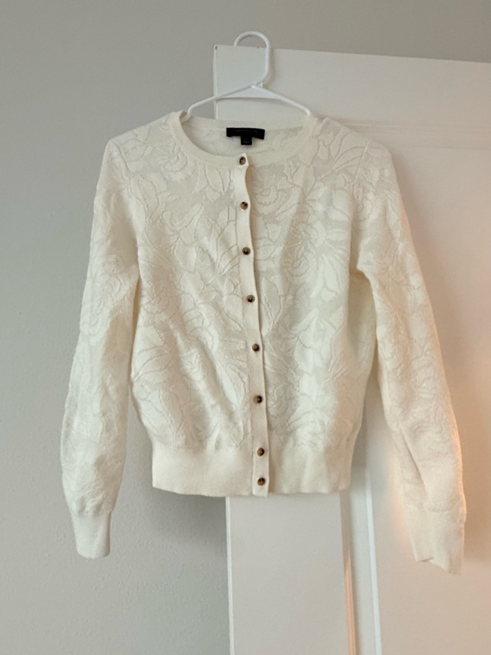 Ann Taylor Cream Floral Knit Button-Front Cardigan - Picture 5 of 8
